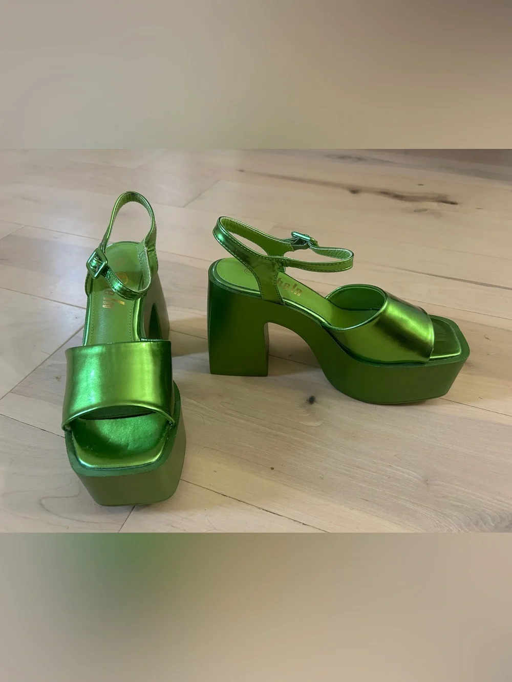 SHEIN metallic green